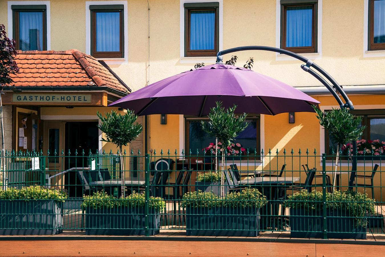 Hotel Spitzenpfeil Michelau in Oberfranken ภายนอก รูปภาพ