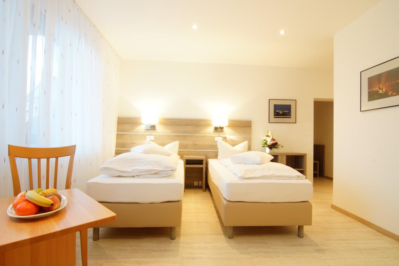 Hotel Spitzenpfeil Michelau in Oberfranken ภายนอก รูปภาพ