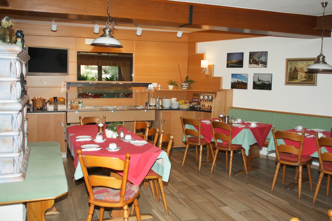 Hotel Spitzenpfeil Michelau in Oberfranken ภายนอก รูปภาพ