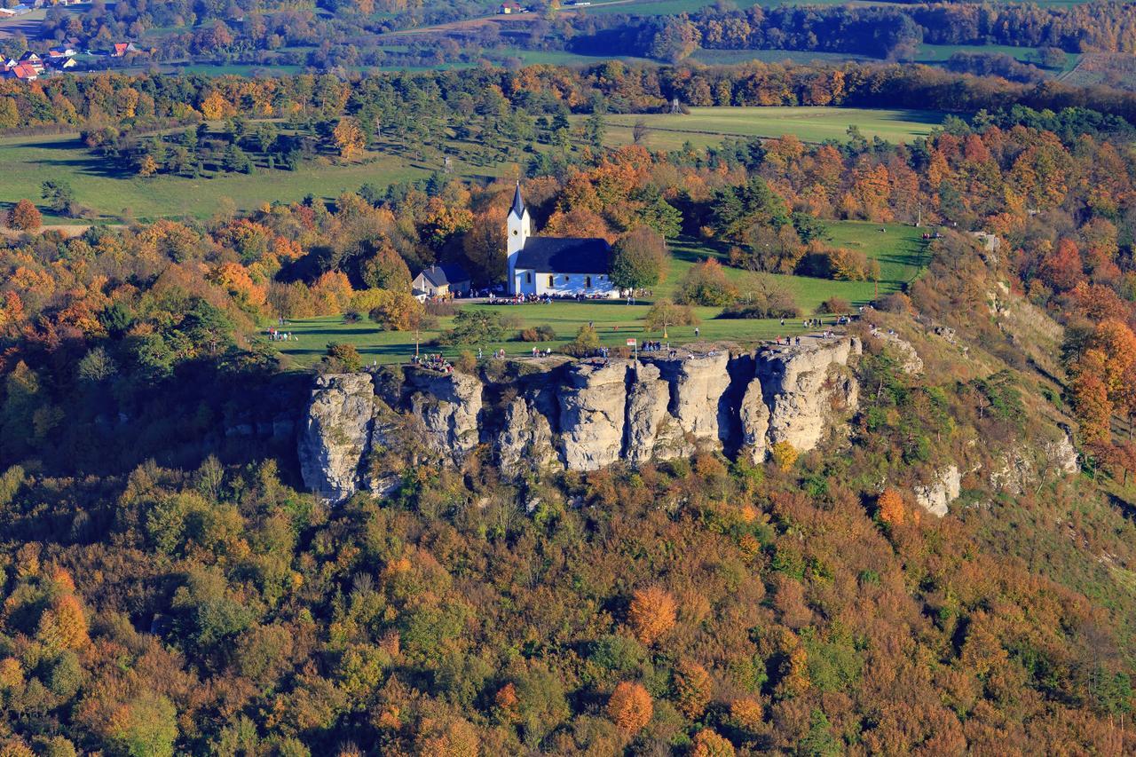 Hotel Spitzenpfeil Michelau in Oberfranken ภายนอก รูปภาพ